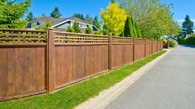 How To Stain A Fence In Five Easy Steps